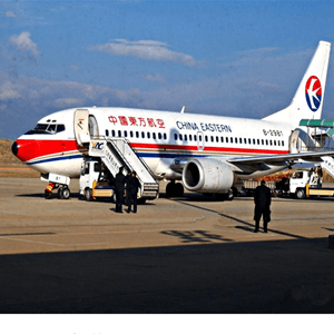 延安南泥湾机场货运航空快运业稳步发展的原因是什么？
